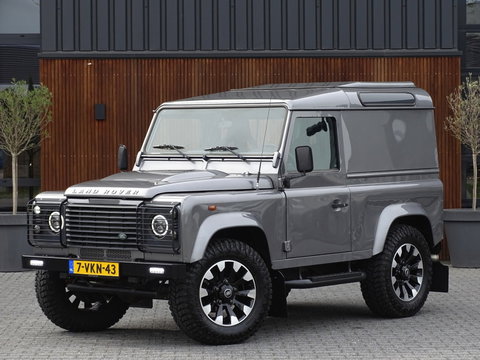 Land Rover Defender 2.4 TD4 HT 90" SE / Recaro / grijs kenteken / LED / *NAP*