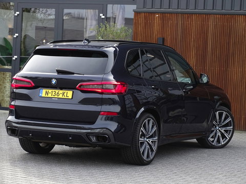 BMW X5 40i 341PK X-Drive / M-Sport / pano / Harman Kardon / Laser