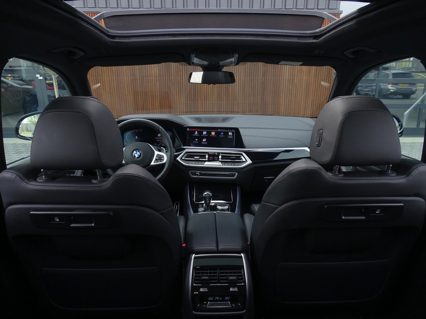 BMW X5 40i 341PK X-Drive / M-Sport / pano / Harman Kardon / Laser