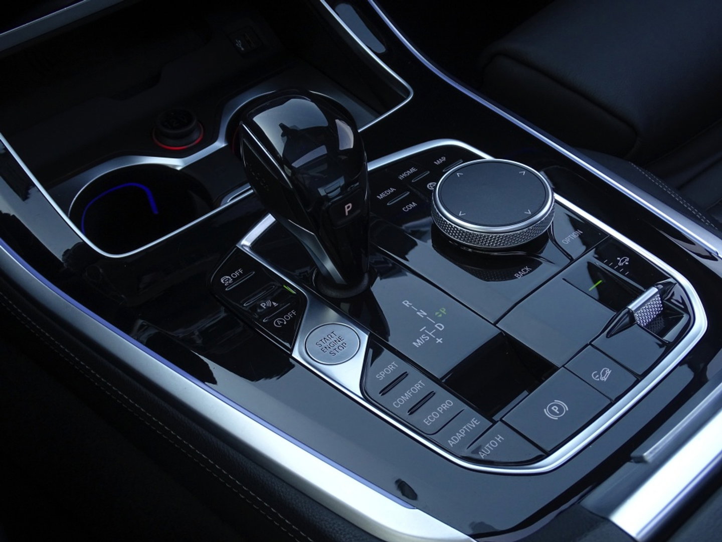 BMW X5 40i 341PK X-Drive / M-Sport / pano / Harman Kardon / Laser