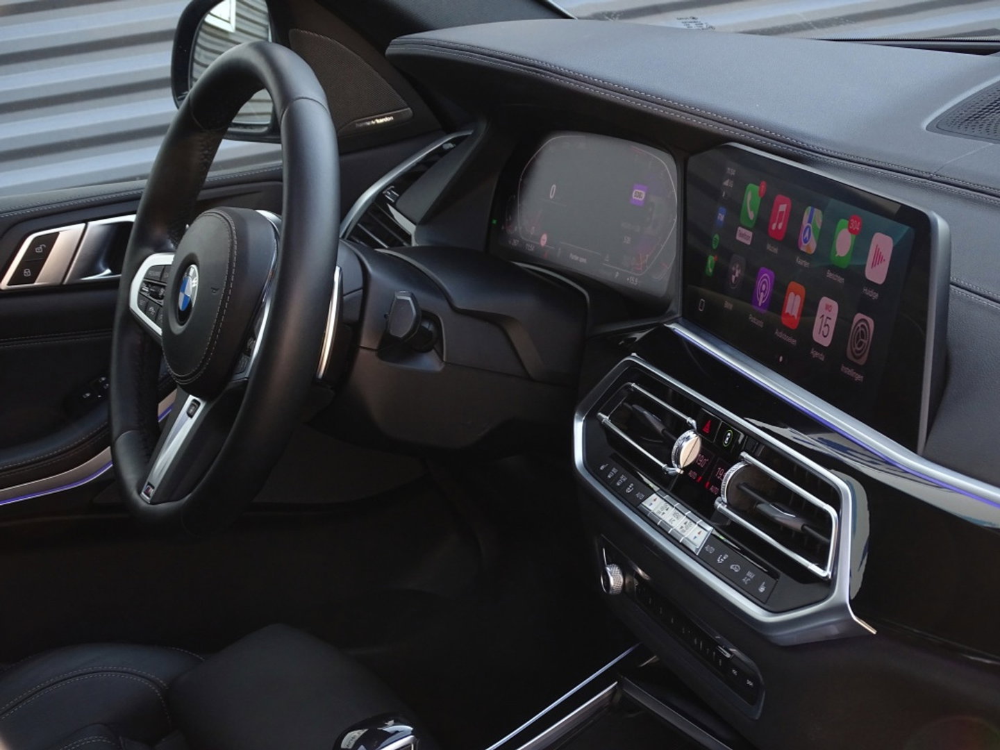 BMW X5 40i 341PK X-Drive / M-Sport / pano / Harman Kardon / Laser