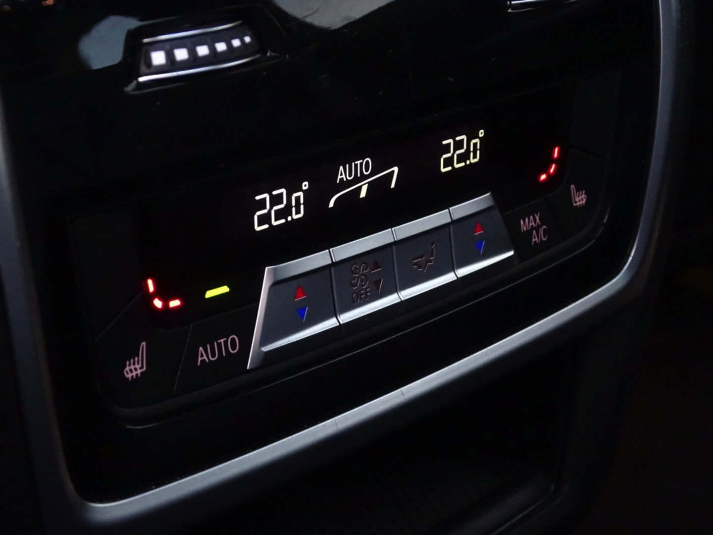 BMW X5 40i 341PK X-Drive / M-Sport / pano / Harman Kardon / Laser