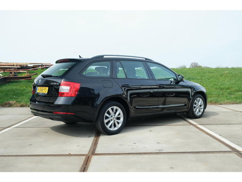 Škoda Octavia Combi 1.0 TSI Greentech Business Edition | NAVI | CRUISE | ALL SEASON BANDEN