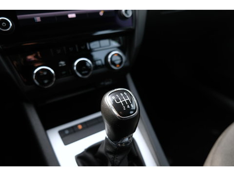 Škoda Octavia Combi 1.0 TSI Greentech Business Edition | NAVI | CRUISE | ALL SEASON BANDEN
