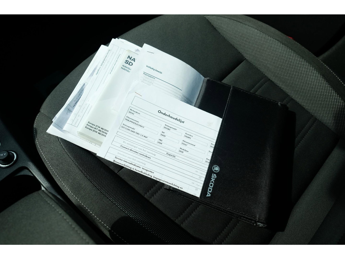 Škoda Octavia Combi 1.0 TSI Greentech Business Edition | NAVI | CRUISE | ALL SEASON BANDEN