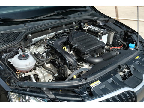 Škoda Octavia Combi 1.0 TSI Greentech Business Edition | NAVI | CRUISE | ALL SEASON BANDEN