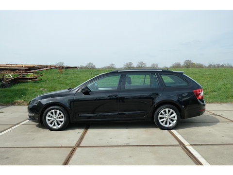 Škoda Octavia Combi 1.0 TSI Greentech Business Edition | NAVI | CRUISE | ALL SEASON BANDEN