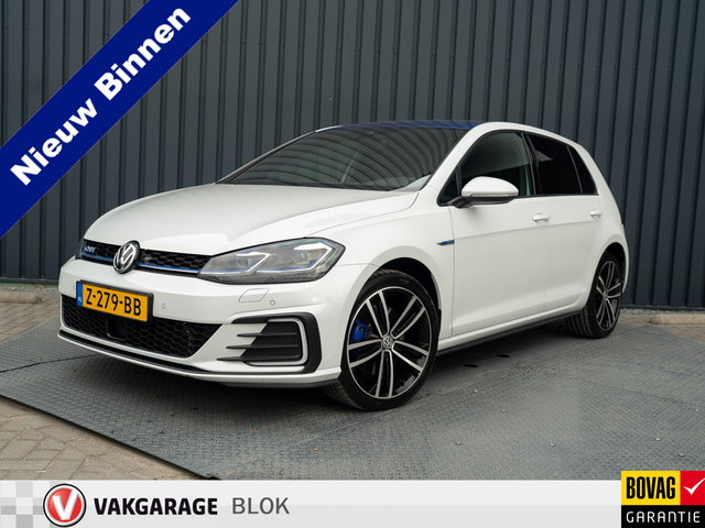 Volkswagen Golf - 1.4 TSI PHEV GTE Limited Edition 051/200 | Groot navi | Stoelgeheugen | Camera | Leder | Prijs Rijklaar!!