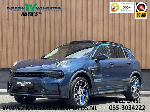 Lynk & Co 01 1.5 | Panoramadak | Zwarte hemel | Stuurwielverwarming | Trekhaak | Adaptive Cruise Control | Keyless | Elektrische Bestuurdersstoel + Geheugen | Parkeersensoren | Apple Carplay | Andro