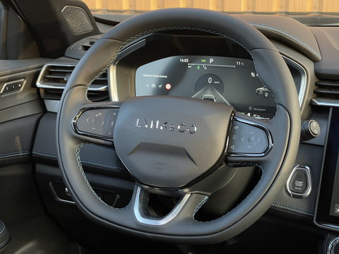Lynk & Co 01 1.5 | Panoramadak | Zwarte hemel | Stuurwielverwarming | Trekhaak | Adaptive Cruise Control | Keyless | Elektrische Bestuurdersstoel + Geheugen | Parkeersensoren | Apple Carplay | Andro