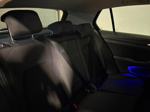 Volkswagen Golf 1.5 eTSI Style PANO HUD KEYLESS