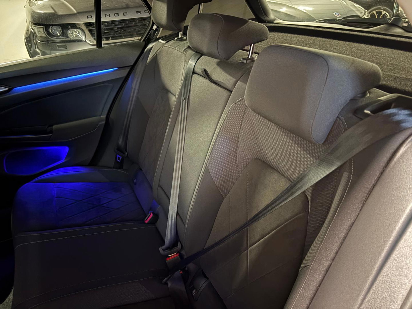 Volkswagen Golf 1.5 eTSI Style PANO HUD KEYLESS