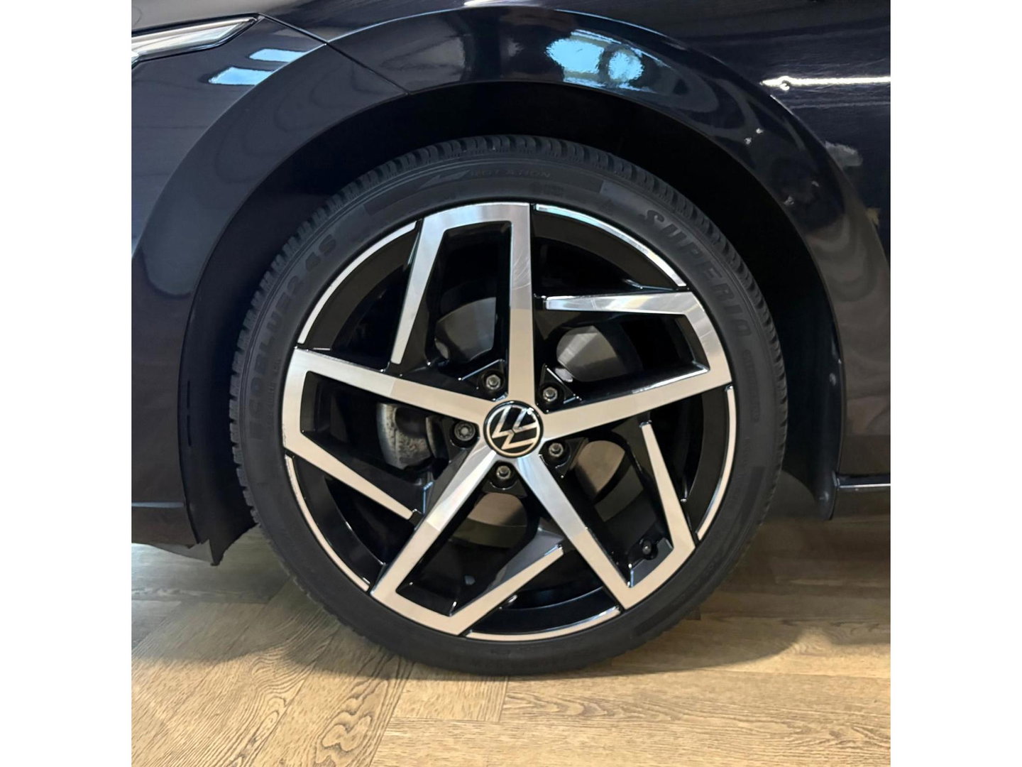 Volkswagen Golf 1.5 eTSI Style PANO HUD KEYLESS