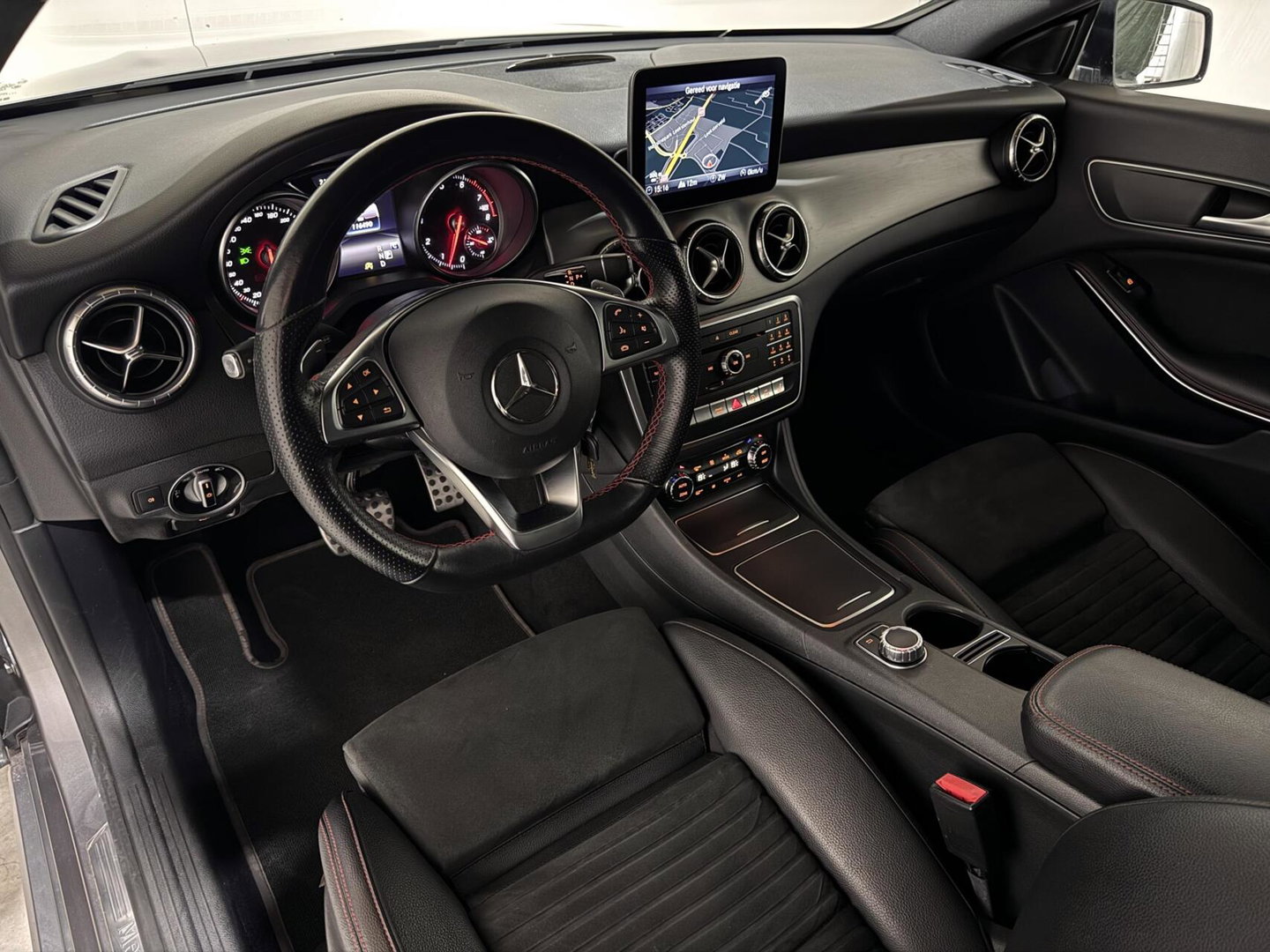 Mercedes-Benz CLA AMG Pano Sfeer Navi Cruise Trekh.