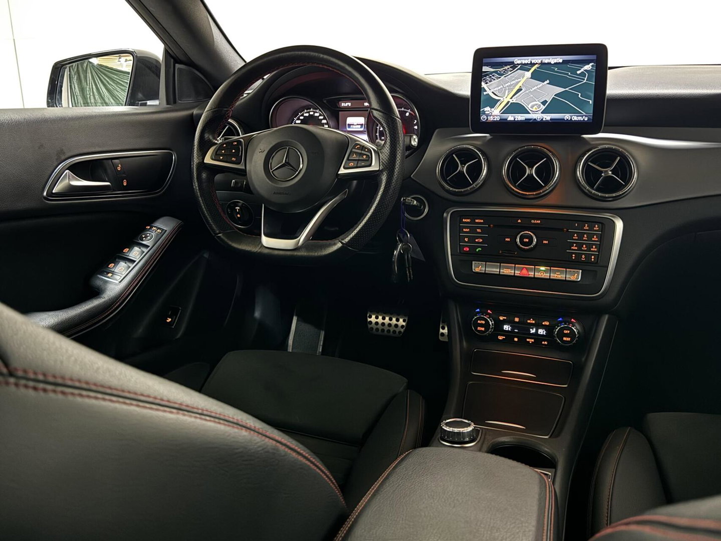 Mercedes-Benz CLA AMG Pano Sfeer Navi Cruise Trekh.