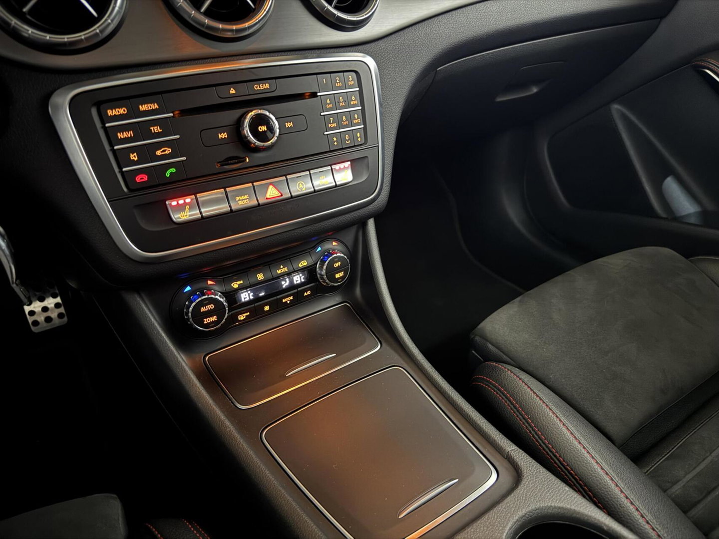 Mercedes-Benz CLA AMG Pano Sfeer Navi Cruise Trekh.