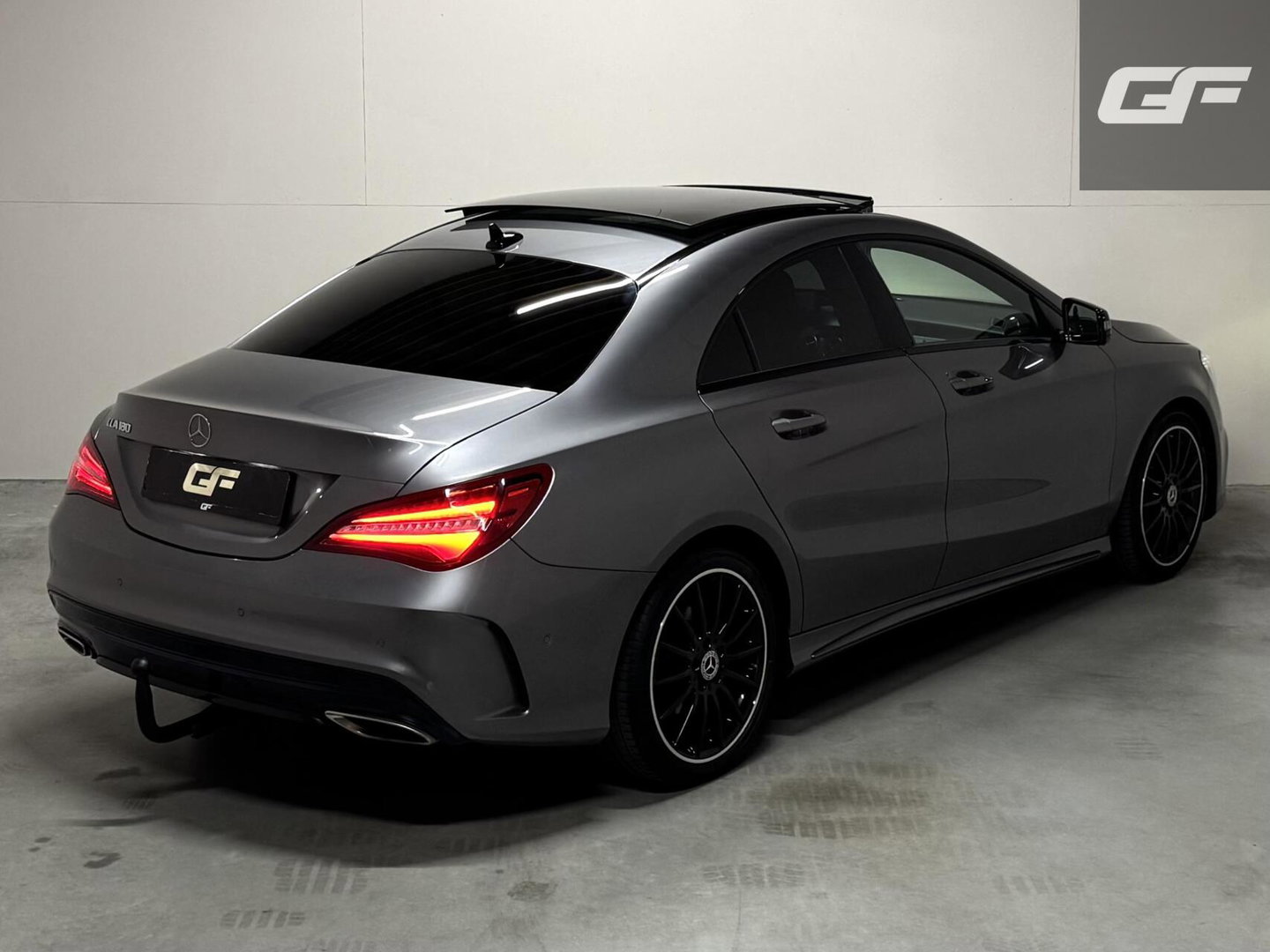 Mercedes-Benz CLA AMG Pano Sfeer Navi Cruise Trekh.