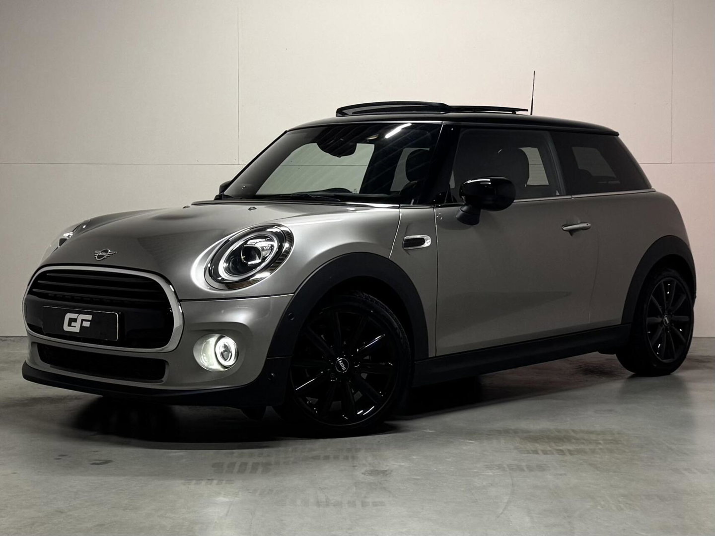 MINI Cooper Mini 1.5 60 Years Edition Pano HUD H/K Leer