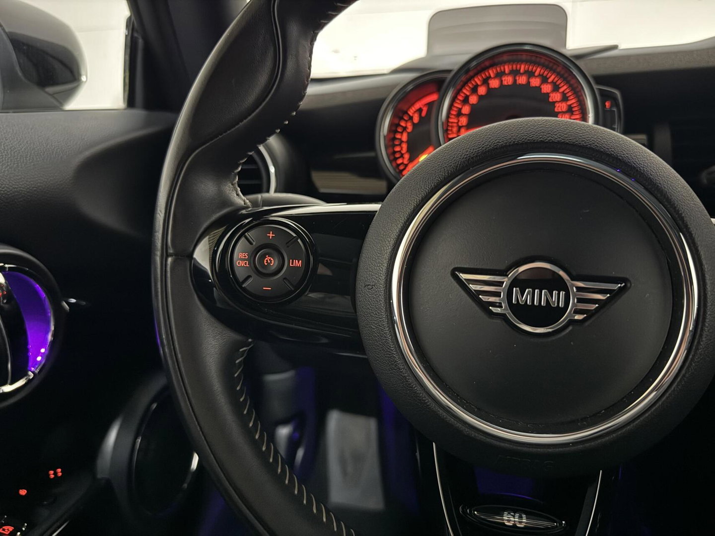 MINI Cooper Mini 1.5 60 Years Edition Pano HUD H/K Leer