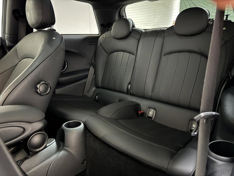 MINI Cooper Mini 1.5 60 Years Edition Pano HUD H/K Leer