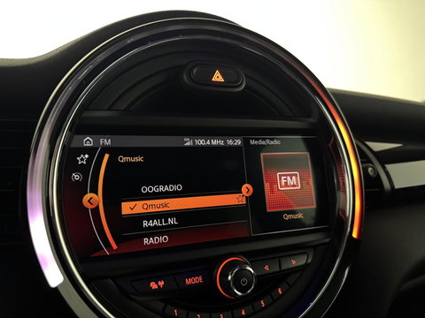 MINI Cooper Mini 1.5 60 Years Edition Pano HUD H/K Leer