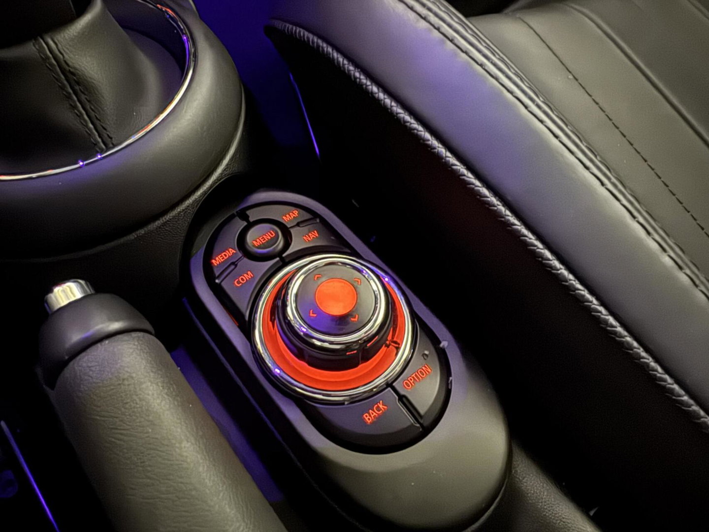 MINI Cooper Mini 1.5 60 Years Edition Pano HUD H/K Leer