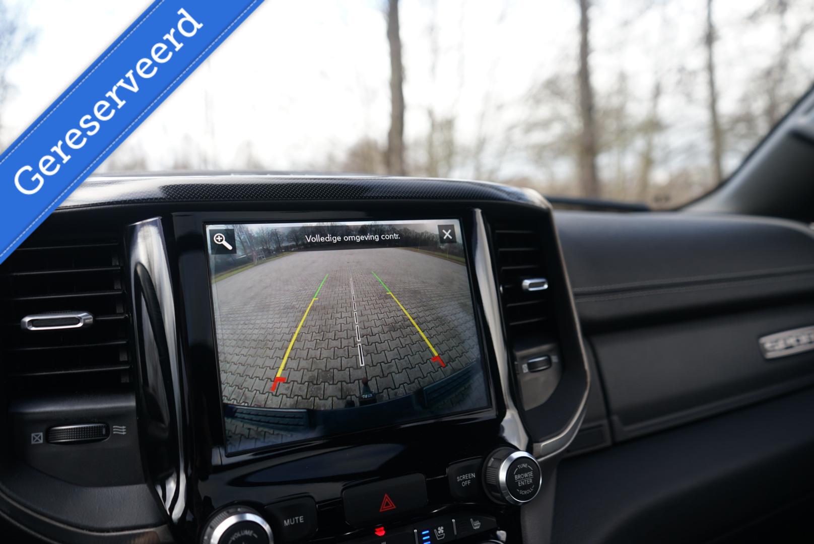 Dodge Ram Pick-Up 1500 4X4 5.7 V8 4x4 Crew Cab 5'7 Sport