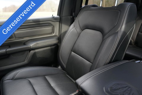 Dodge Ram Pick-Up 1500 4X4 5.7 V8 4x4 Crew Cab 5'7 Sport