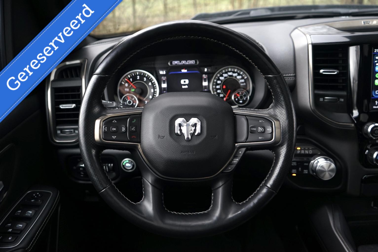 Dodge Ram 1500 4X4 5.7 V8 4x4 Crew Cab 5'7 Sport