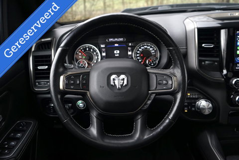 Dodge Ram 1500 4X4 5.7 V8 4x4 Crew Cab 5'7 Sport