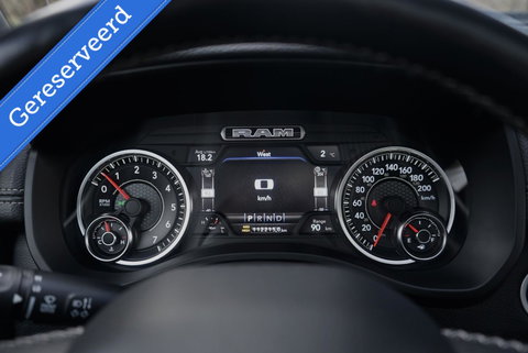 Dodge Ram 1500 4X4 5.7 V8 4x4 Crew Cab 5'7 Sport