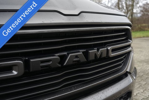 Dodge Ram 1500 4X4 5.7 V8 4x4 Crew Cab 5'7 Sport