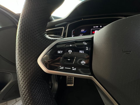 Volkswagen T-Roc 1.5 TSI R-Line Pano|Keyless|IQ|Sfeer|Camera