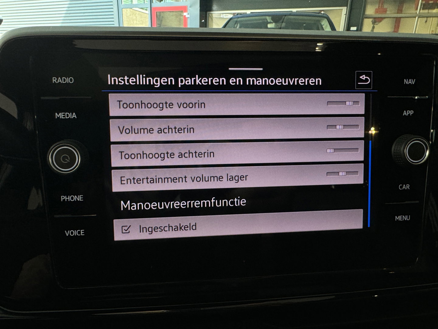 Volkswagen T-Roc 1.5 TSI R-Line Pano|Keyless|IQ|Sfeer|Camera