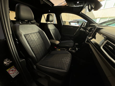 Volkswagen T-Roc 1.5 TSI R-Line Pano|Keyless|IQ|Sfeer|Camera