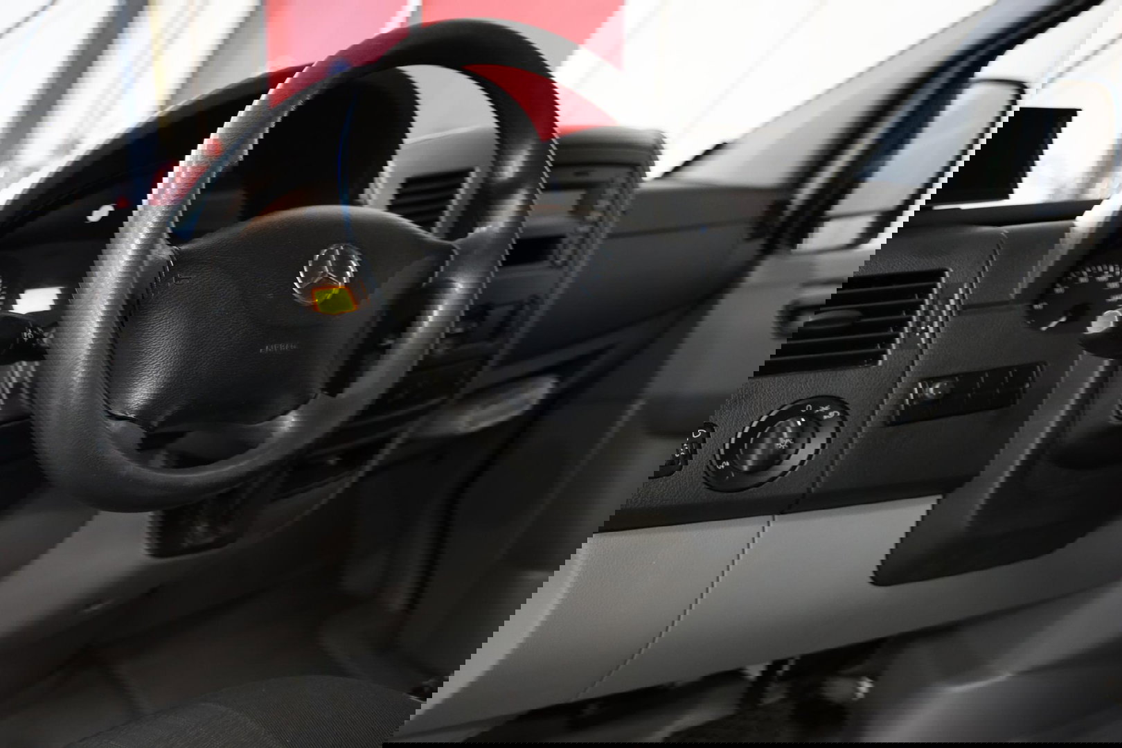 Mercedes-Benz Sprinter 311 2.2 CDI AUTOMAAT L3H2 POST NL EURO 6