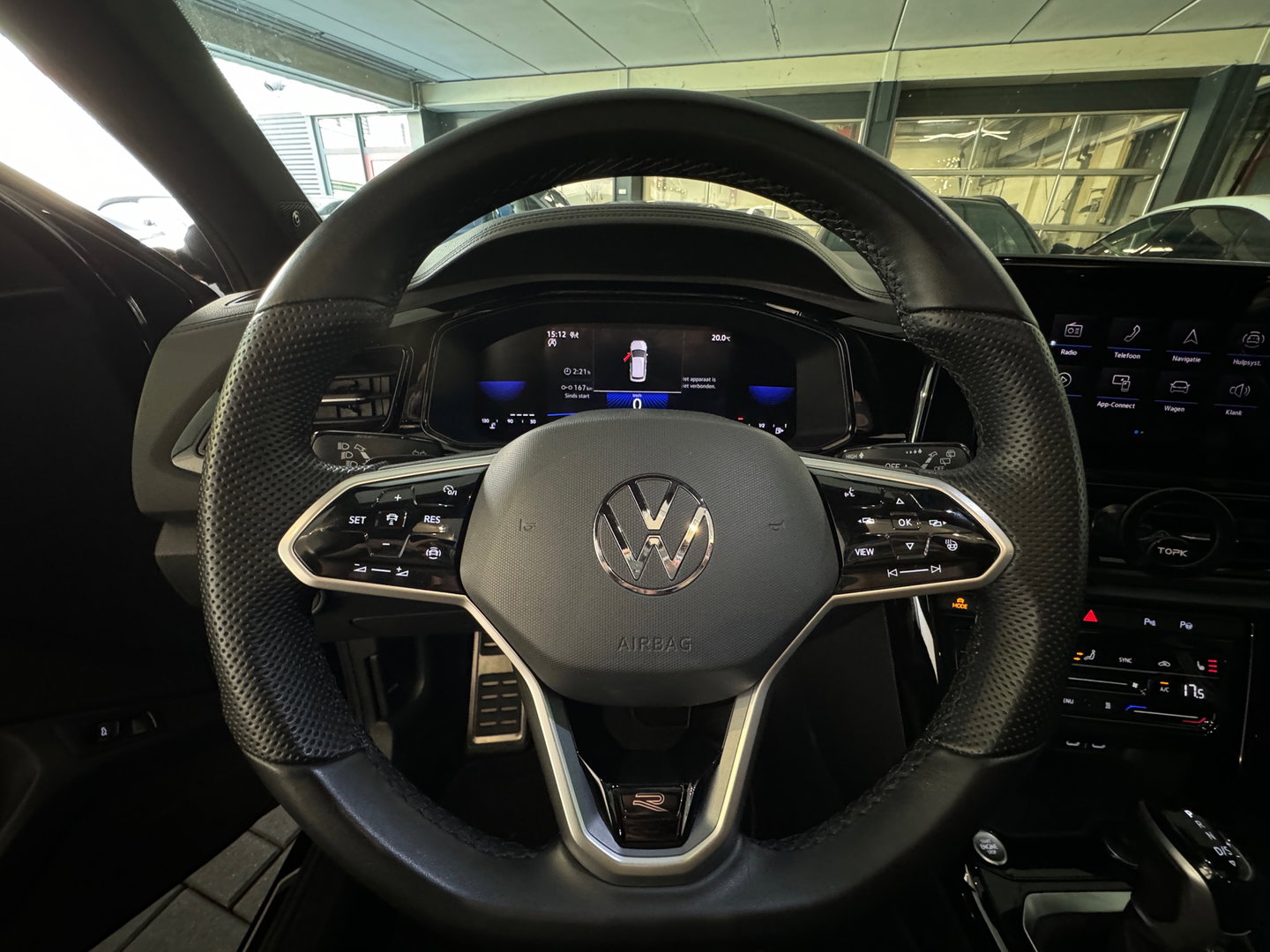 Volkswagen T-Roc 1.5 TSI R-Line Pano|Beats|IQ|Keyless|Camera
