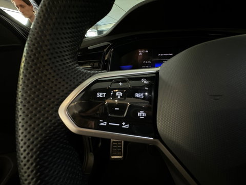 Volkswagen T-Roc 1.5 TSI R-Line Pano|Beats|IQ|Keyless|Camera