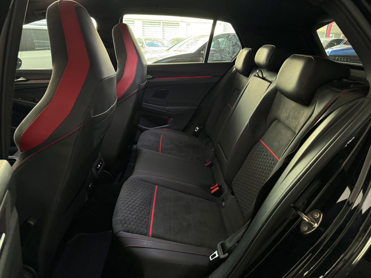 Volkswagen Golf 2.0 TSI GTI Clubsport Pano|HuD|H/K|IQ|BTW