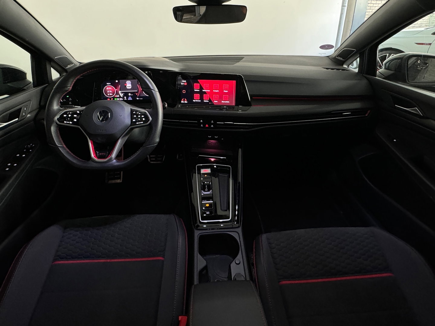 Volkswagen Golf 2.0 TSI GTI Clubsport Pano|HuD|H/K|IQ|BTW
