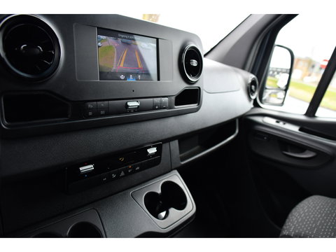 Mercedes-Benz Sprinter 319 V6 3.0 CDI L2H2 PB Edition Cruise, 360 Camera, Carplay, LED, 3500kg Trekhaak, LED, NAVI, Virtual, Uniek!