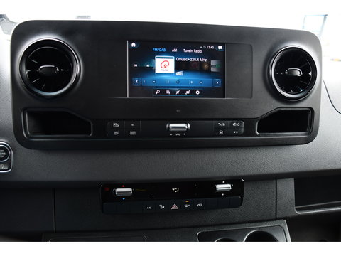 Mercedes-Benz Sprinter 319 V6 3.0 CDI L2H2 PB Edition Cruise, 360 Camera, Carplay, LED, 3500kg Trekhaak, LED, NAVI, Virtual, Uniek!