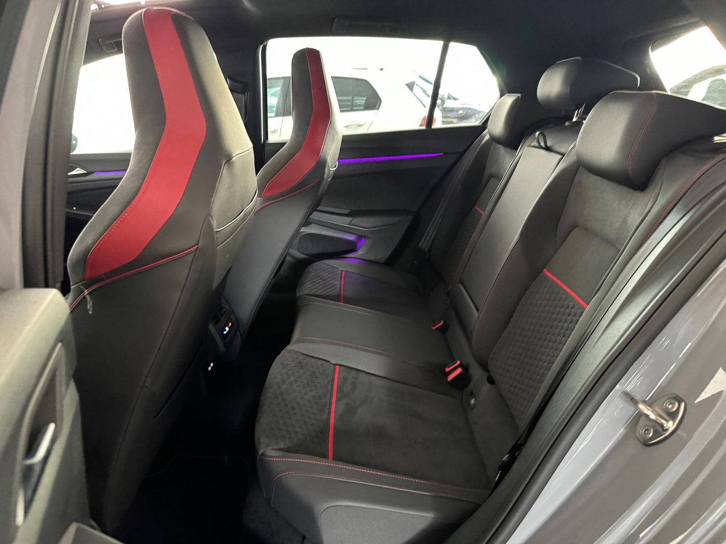 Volkswagen Golf 2.0 TSI GTI Clubsport Pano|Akrapovic|IQ|Camera