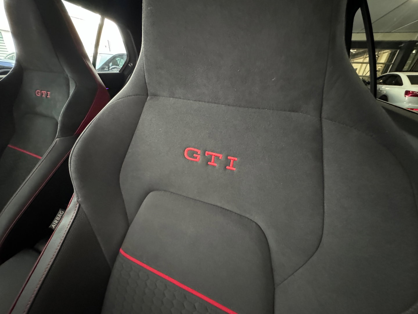 Volkswagen Golf 2.0 TSI GTI Clubsport Pano|Akrapovic|IQ|Camera