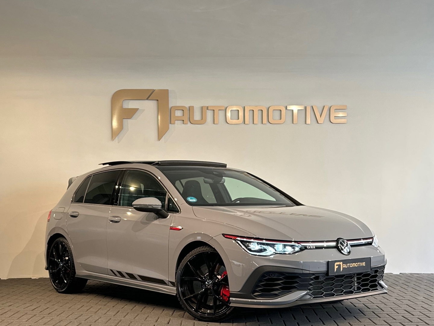 Volkswagen Golf 2.0 TSI GTI Clubsport Pano|Akrapovic|IQ|Camera