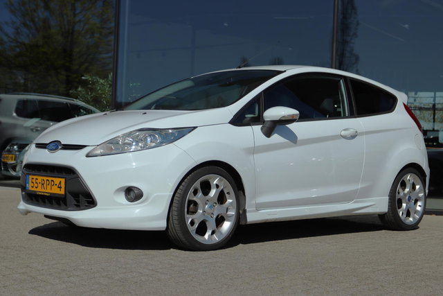 Ford Fiesta - 1.6 SPORT | VOORRUITVERW. | PDC | LMV | CRUISE | CLIMATE