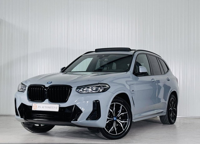 BMW X3 - xDrive30e High Executive|M SPORT|PANO|360|MEMORY