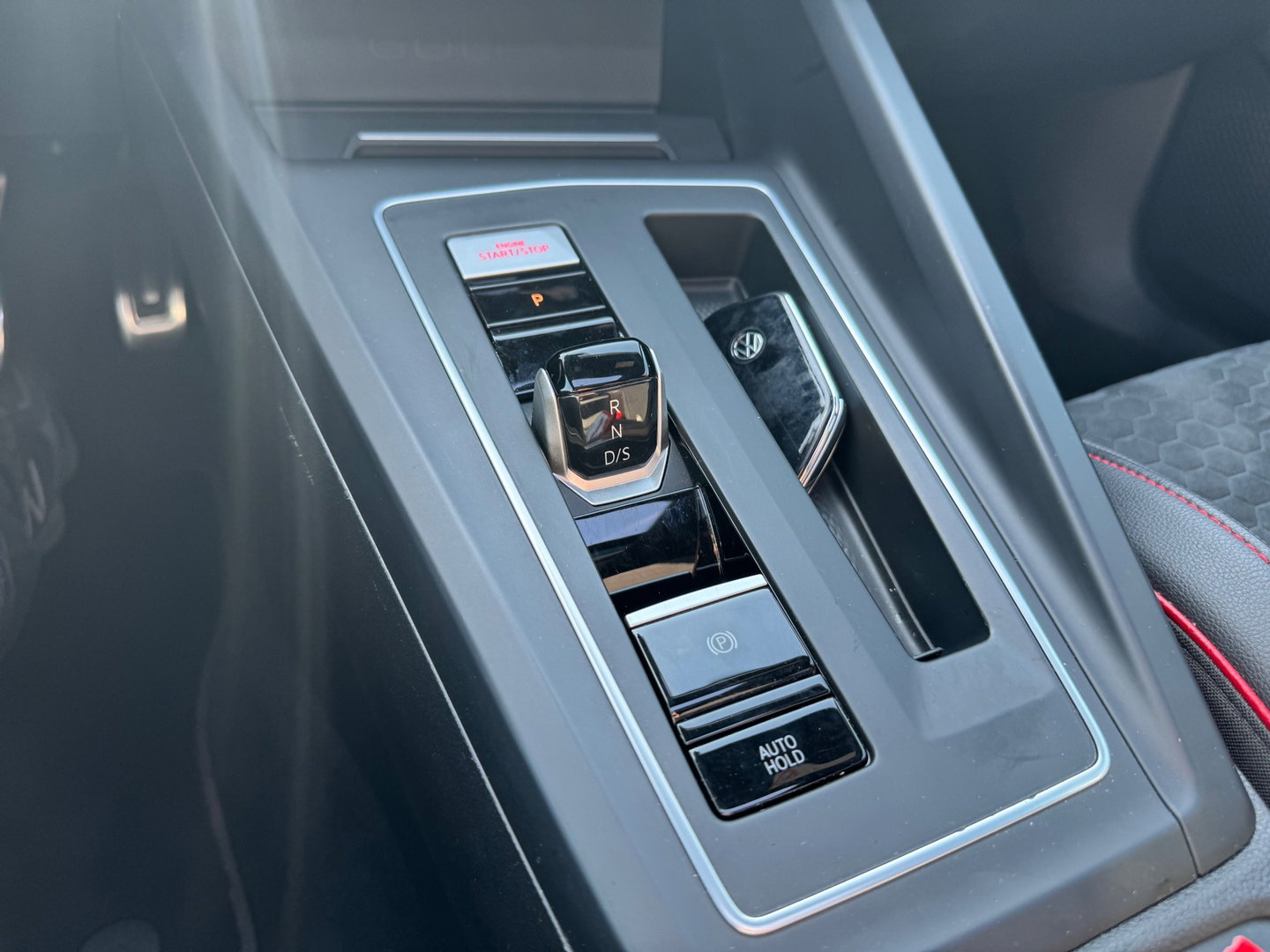 Volkswagen Golf 2.0 TSI GTI Clubsport 301PK H&K PANO Camera VOL !!