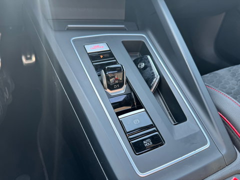 Volkswagen Golf 2.0 TSI GTI Clubsport 301PK H&K PANO Camera VOL !!