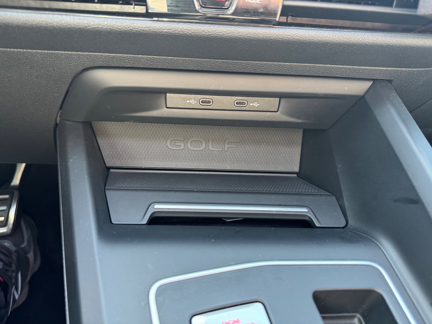 Volkswagen Golf 2.0 TSI GTI Clubsport 301PK H&K PANO Camera VOL !!